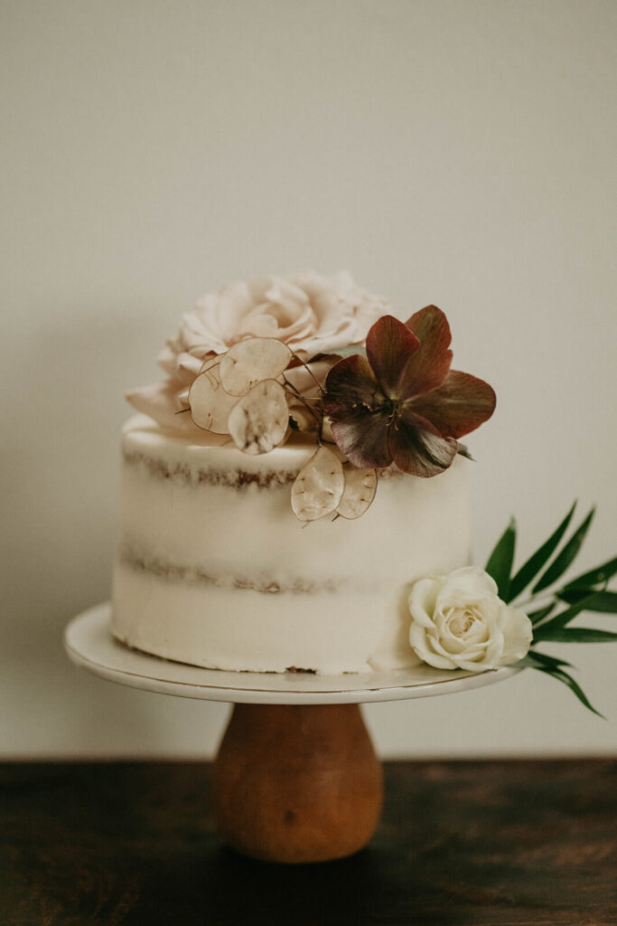 White wedding cake