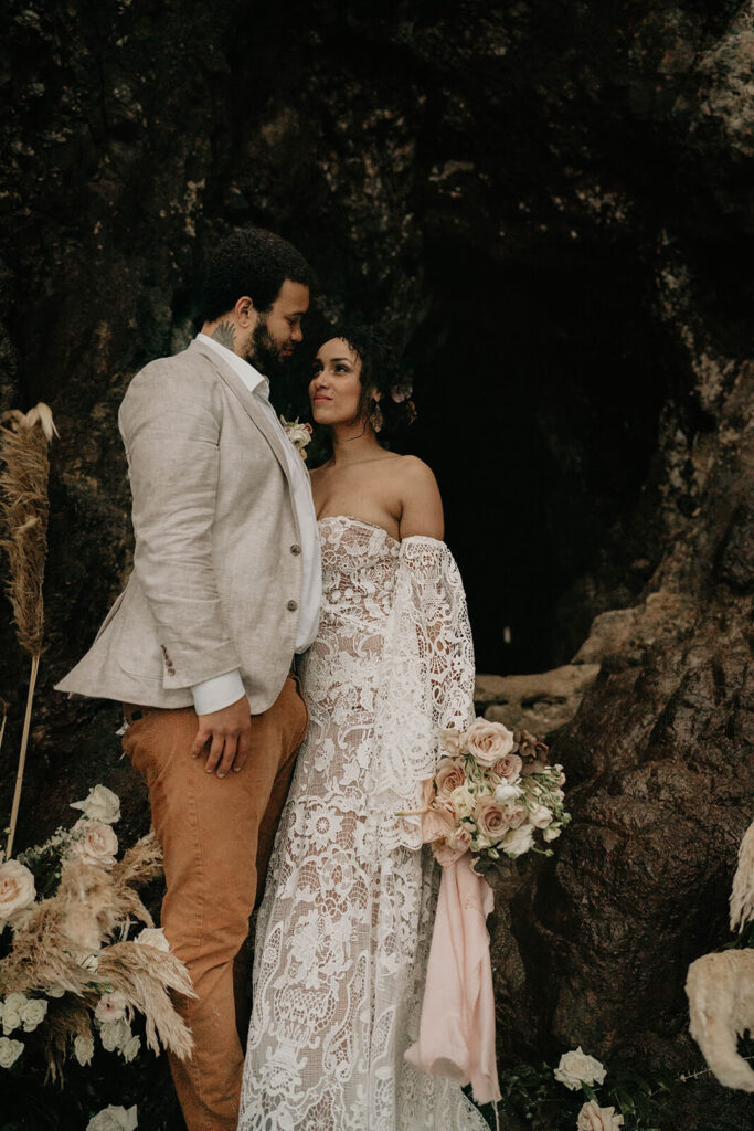 Bride and groom portraits on the Oregon coast