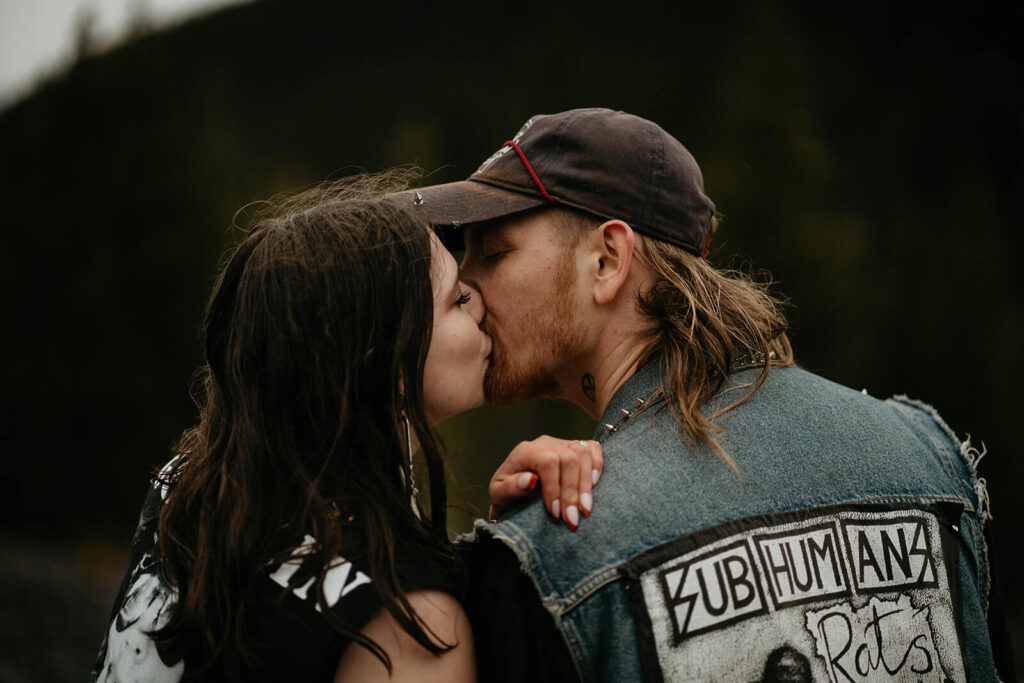 Couple kissing during Mt Hood engagement session