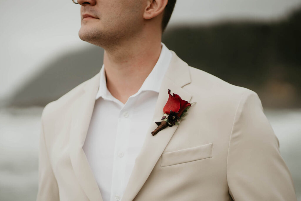 Groom portraits at Oregon Coast elopement