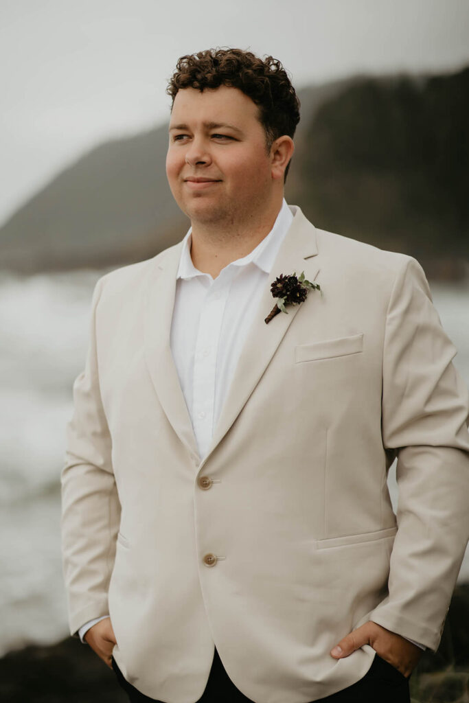 Groom portraits at Oregon Coast elopement