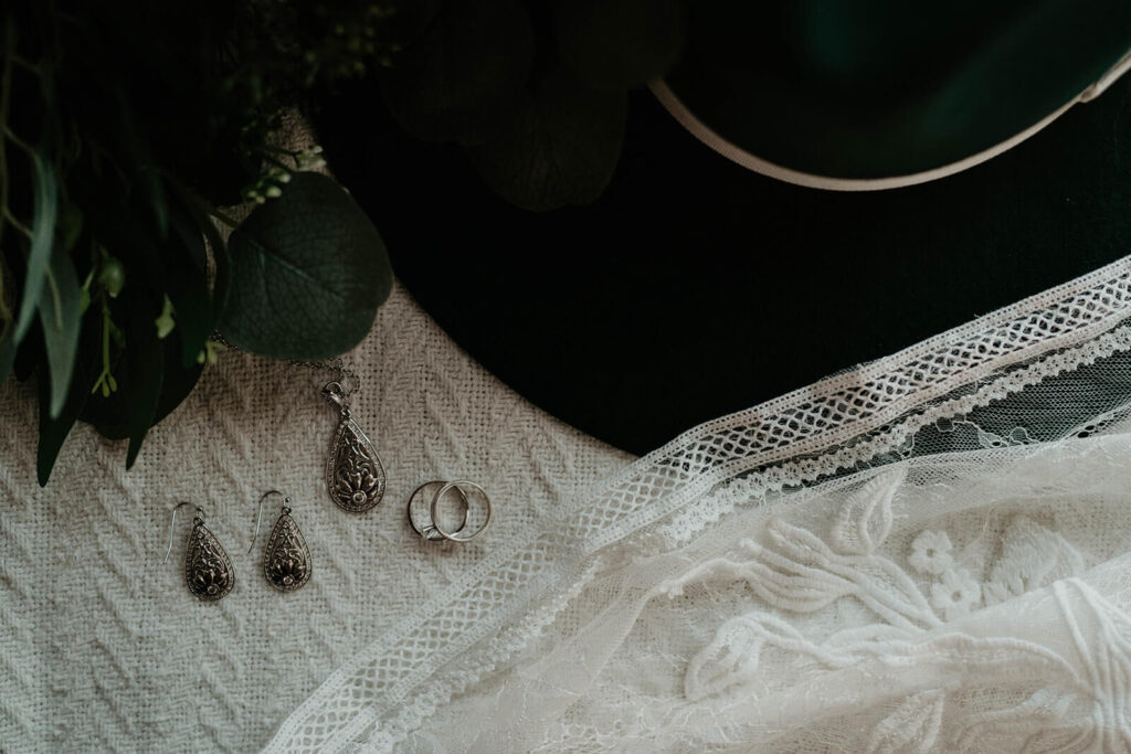 Oregon coast wedding details