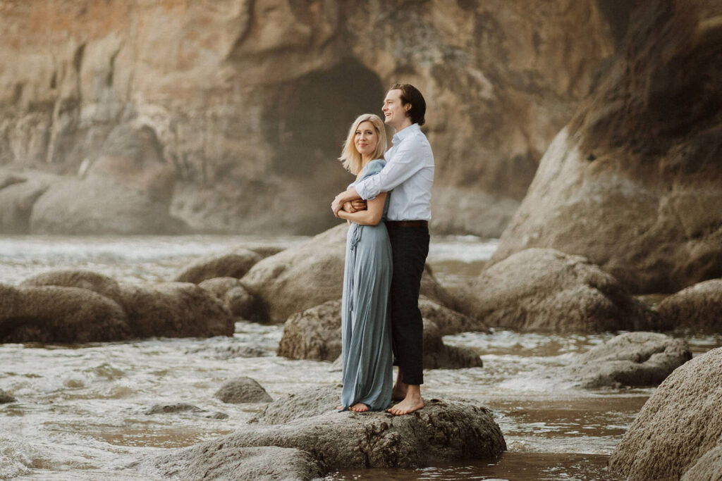 Beach engagement photos at Hug Point