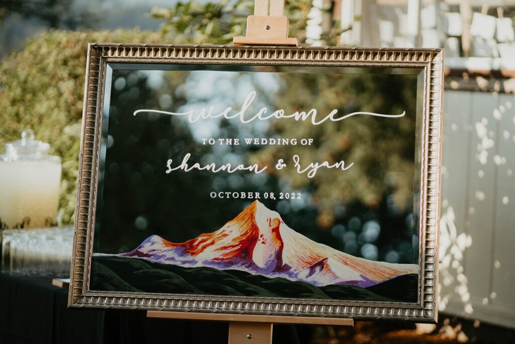 Welcome sign at Cascade Locks wedding in Oregon