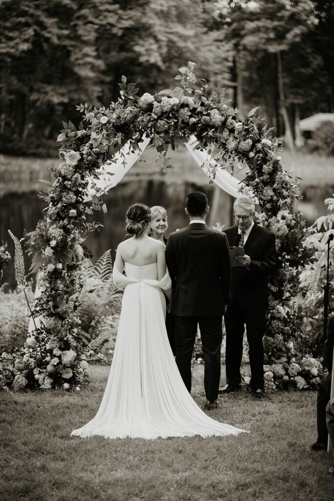 Outdoor wedding ceremony at Bridal Veil Lakes