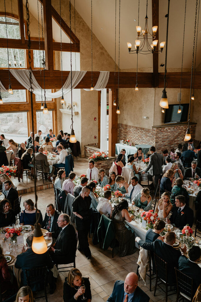 friends and family of the groom eating dinner after the wedding cremony. 