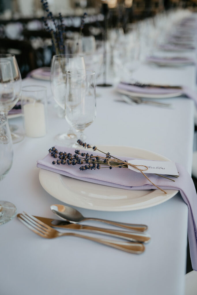 the table setting during a Dusted Valley wedding. 