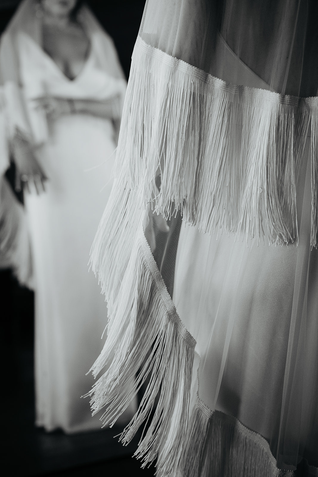 fringes on the bride's veil during her vintage inspired wedding.