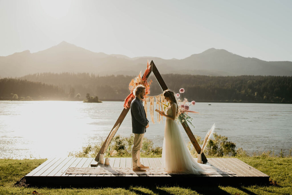 Bride and groom elopement styled shoot ceremony on Thunder Island