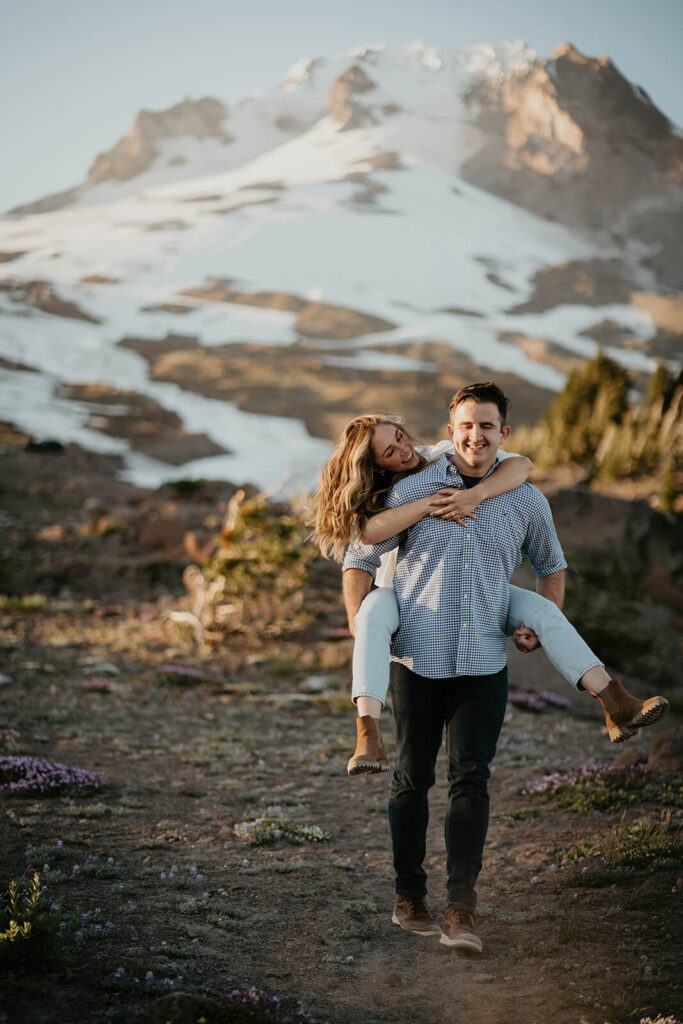 Couple engagement photos at Mt Hood