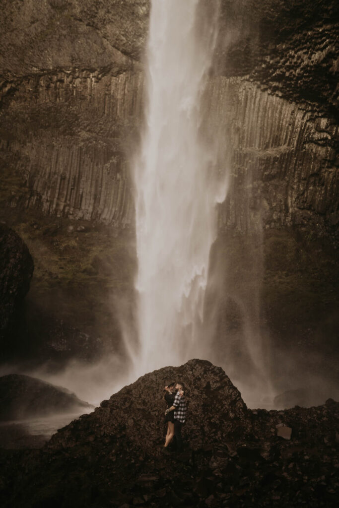Latourell Falls engagement photos in Oregon