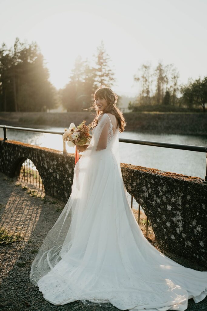Bridal portraits by the Columbia River in Oregon