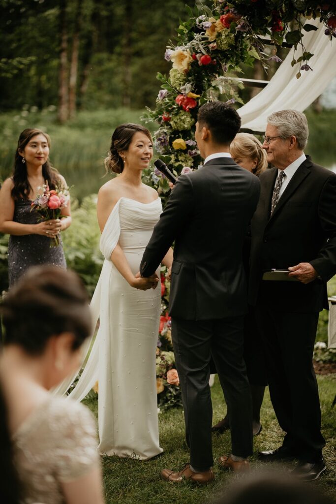 Outdoor wedding ceremony at Bridal Veil Lakes