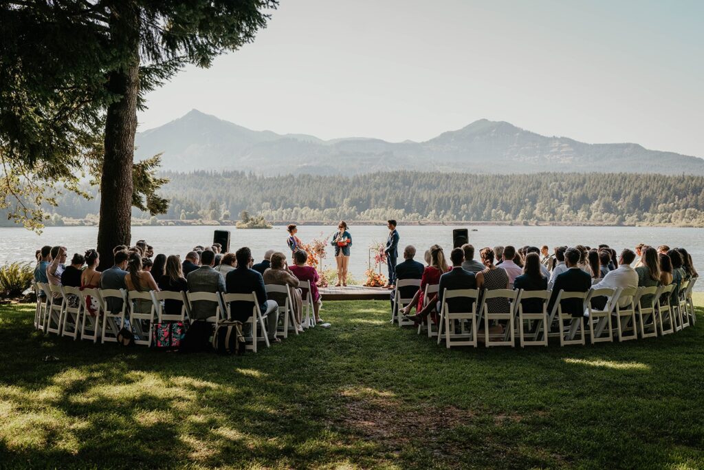 Outdoor wedding ceremony on Thunder Island along the Columbia River